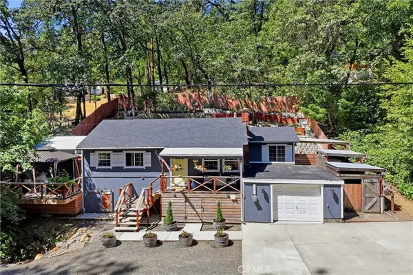 17337 Maple Shadows, Cobb, CA 95461