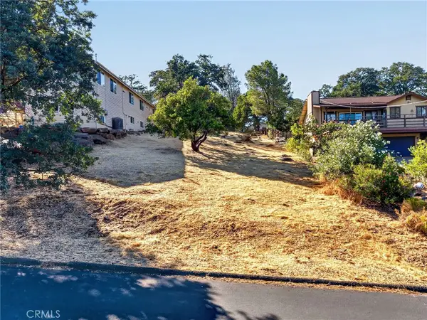 18420 North Shore Drive, Hidden Valley Lake, CA 95467