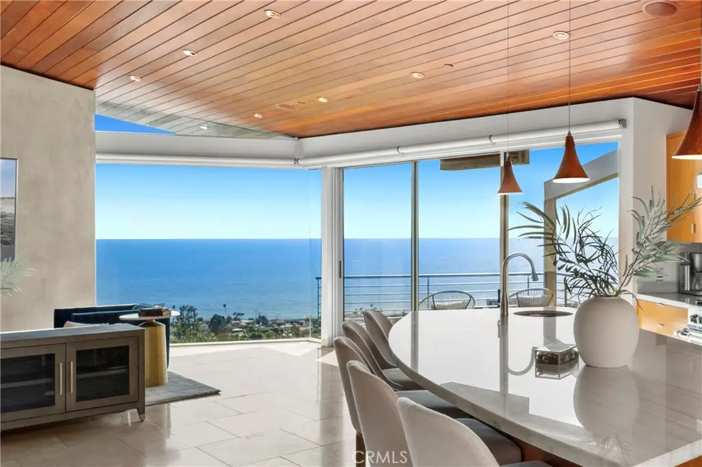 856 Diamond, Laguna Beach, CA 92651 - #1