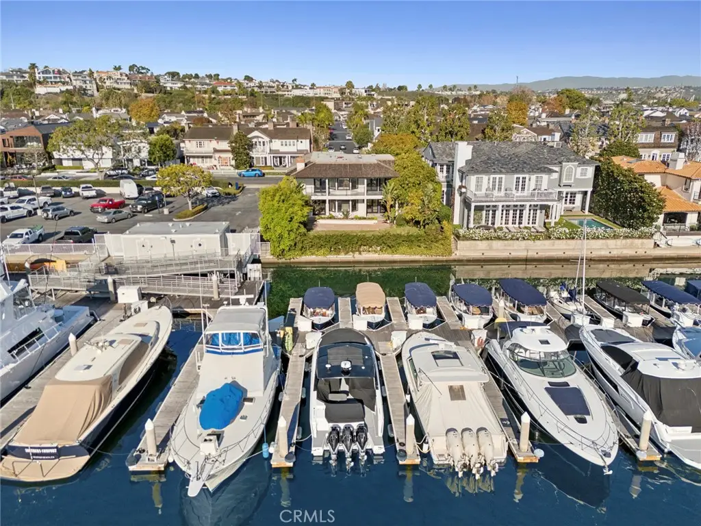 2572 Bayshore, Newport Beach, CA 92663 - Image #1