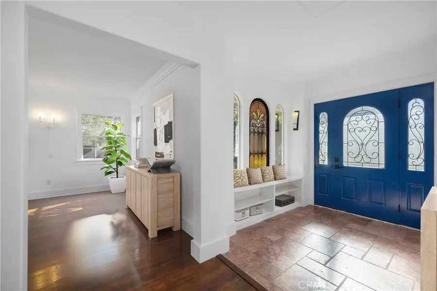 2416 Poinsettia Street N, Santa Ana, CA 92706 - Image #3