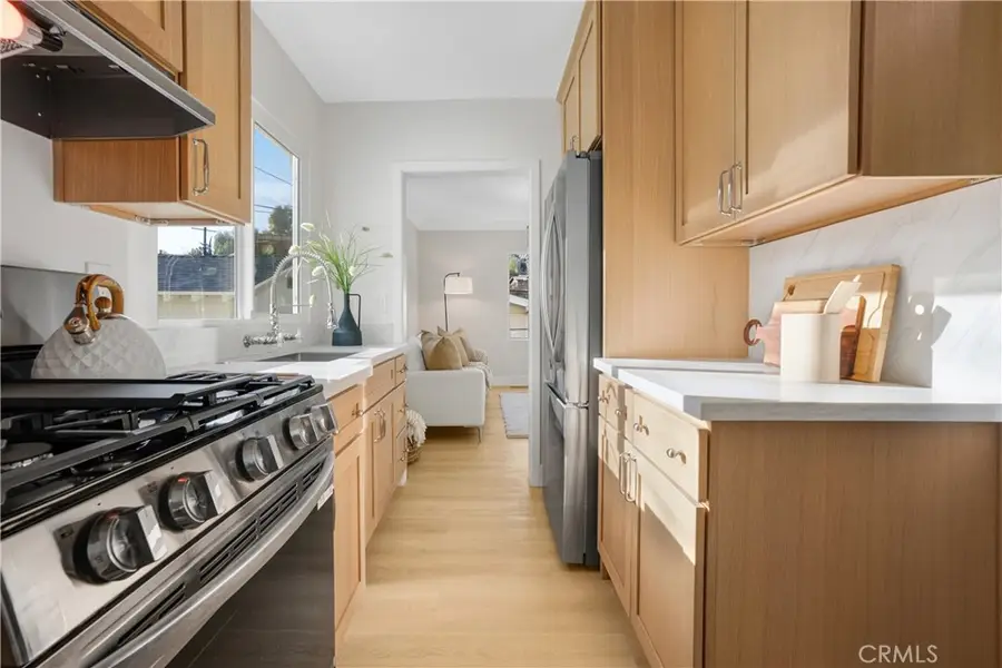 1565 Parmer, Los Angeles, CA 90026 - #2