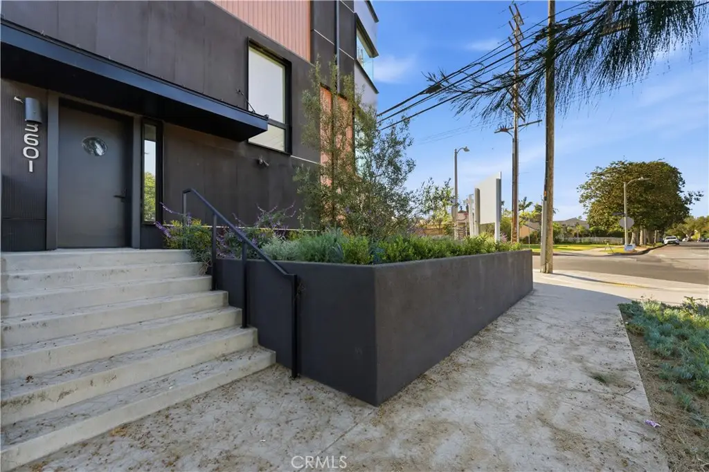 3601 Mclaughlin Avenue, Los Angeles, CA 90066 - #1