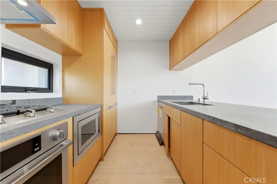 3601 Mclaughlin Avenue, Los Angeles, CA 90066 - #2