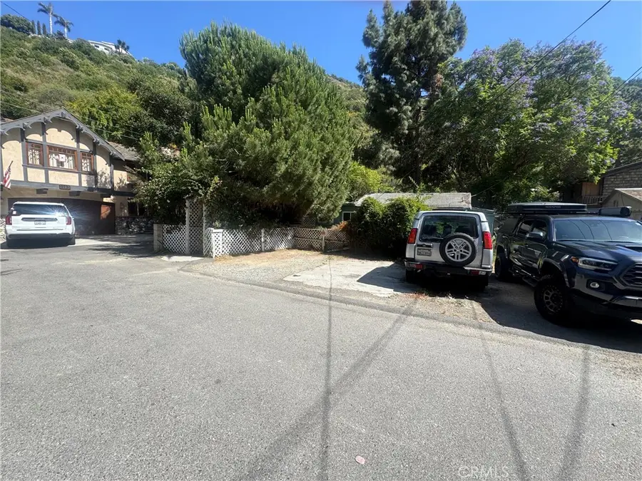 28345 Woodland, Laguna Beach, CA 92651 - #2
