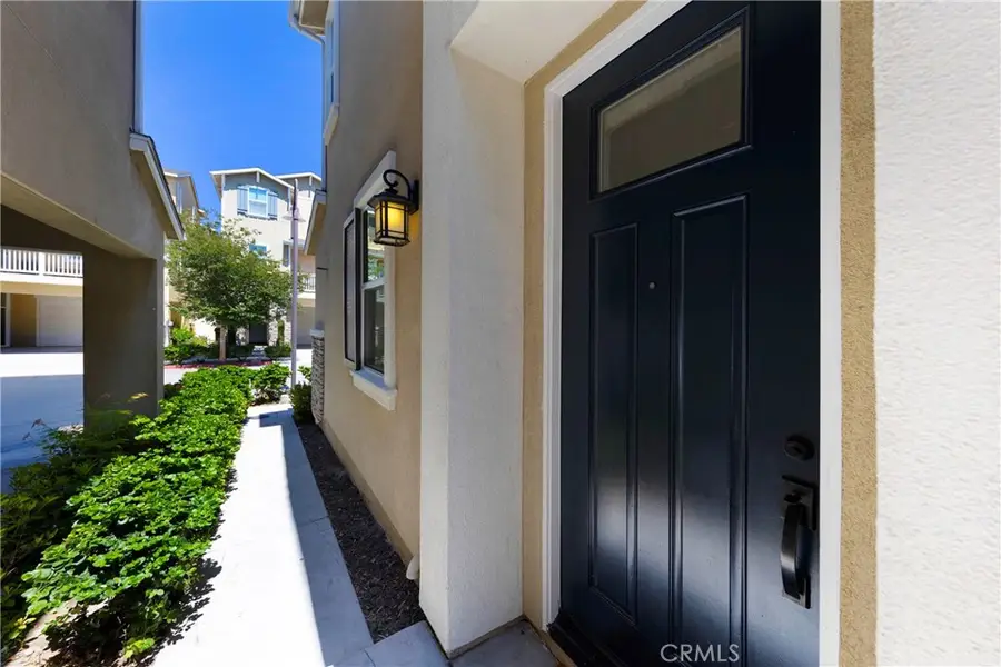 385 N Avelina Way, Anaheim, CA 92805 - #2