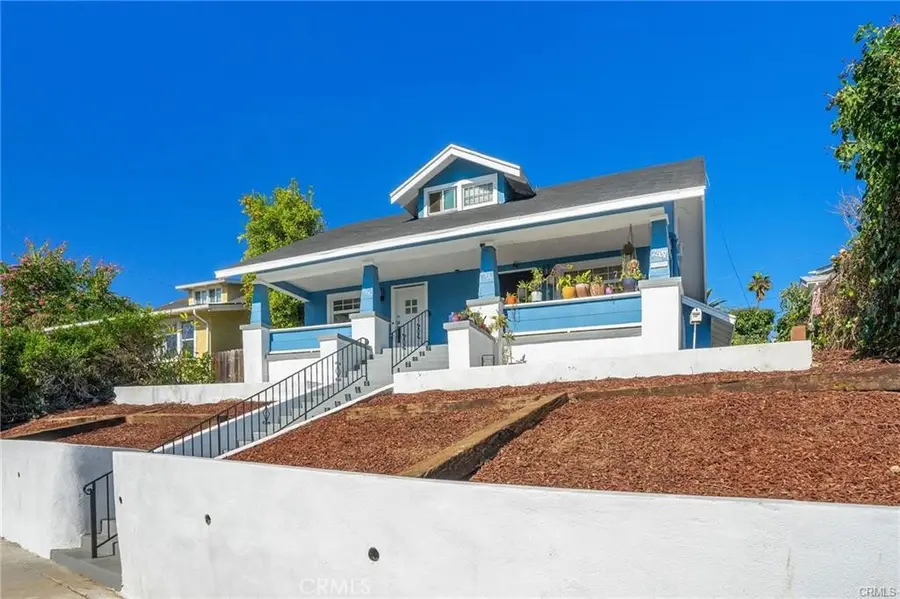 2537 Elsinore St, Silver Lake, CA 90026 - Image #2