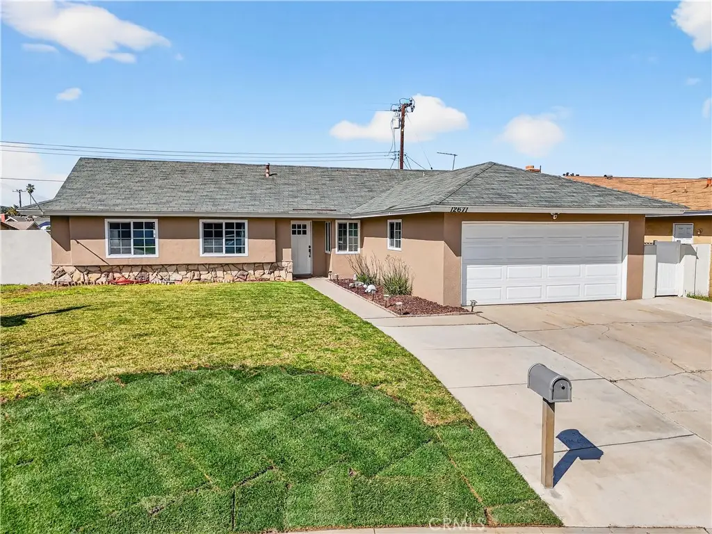 12671 Hollyglen, Riverside, CA 92503 - #1