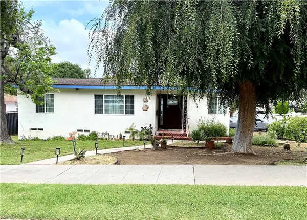 555 Hickory Lane, Pasadena, CA 91103