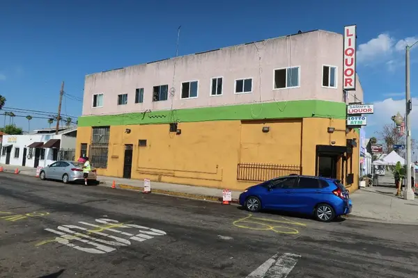 2829 W Jefferson, Los Angeles, CA 90018