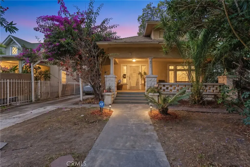 4211 S Flower, Los Angeles, CA 90037 - #1