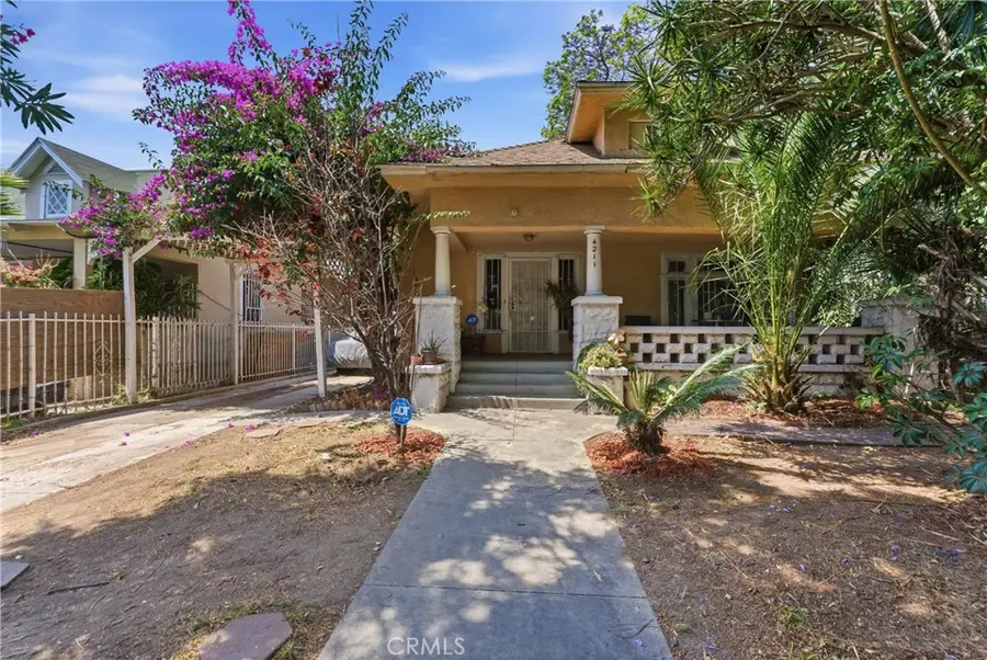 4211 S Flower, Los Angeles, CA 90037 - #2
