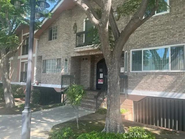 147 W Acacia, Glendale, CA 91204 - #3