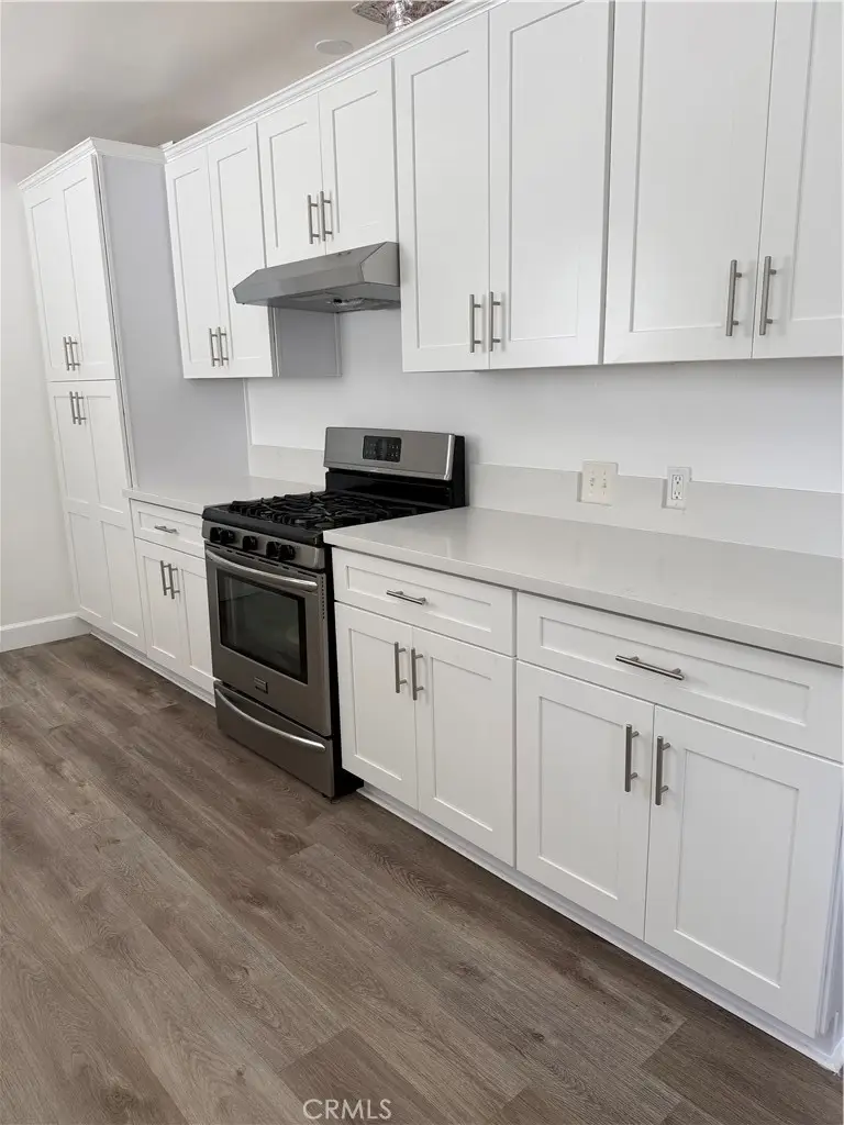 22814 Collins, Woodland Hills, CA 91367 - #3