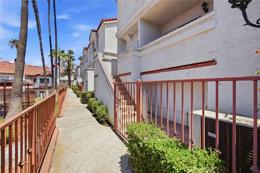 264 E Beverly Boulevard #A, Montebello, CA 90640 - #2