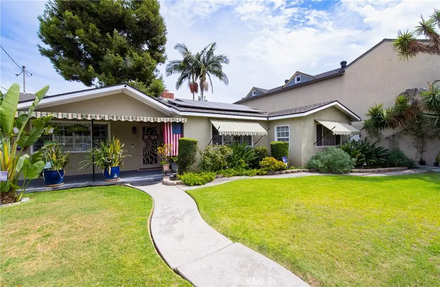 11926 Rives Avenue, Downey, CA 90242 - #2