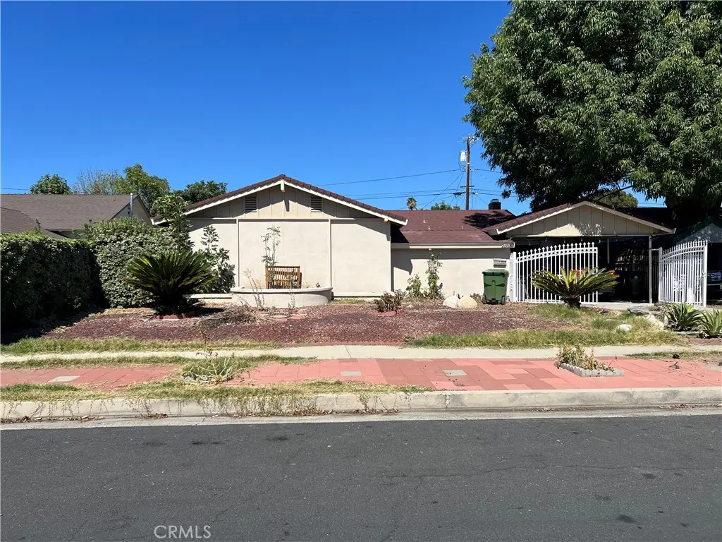 20959 Strathern, Canoga Park, CA 91304 - #1