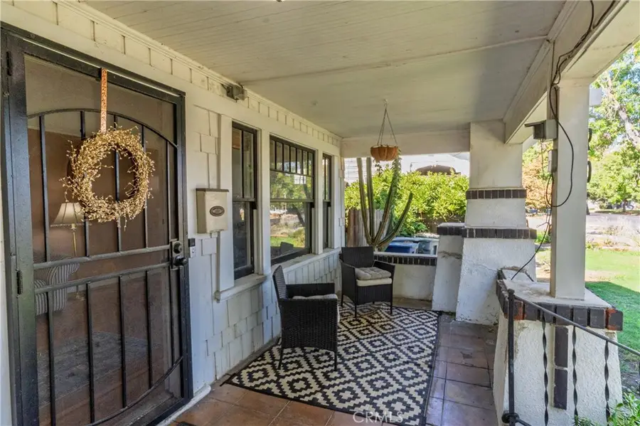 902 W 20th Street, Merced, CA 95340 - #2