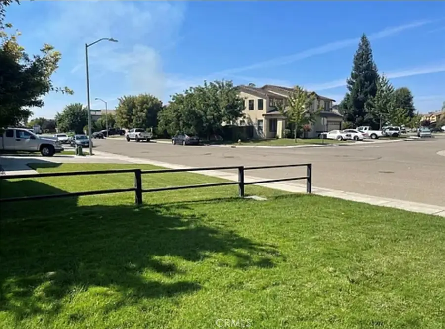 2018 Peregrine, Manteca, CA 95337 - Image #2