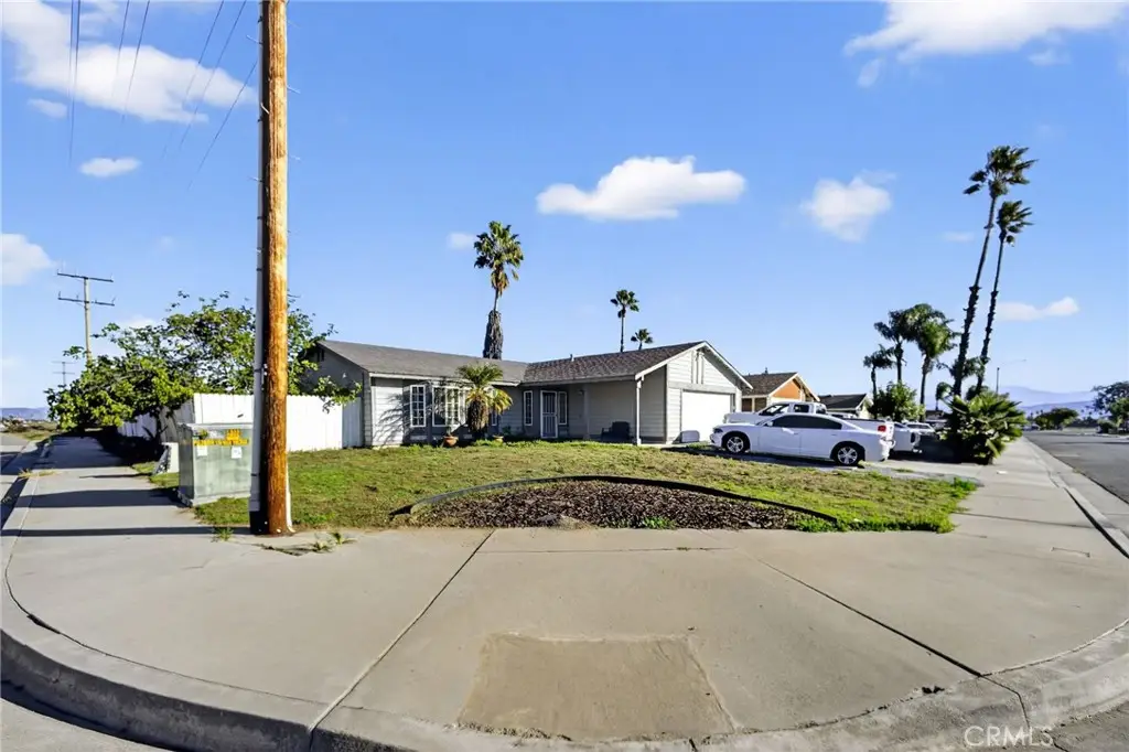 498 Serrana, Perris, CA 92570 - Image #1