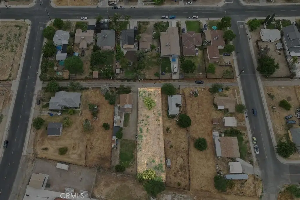 207 Ballpark, Hanford, CA 93230 - #1