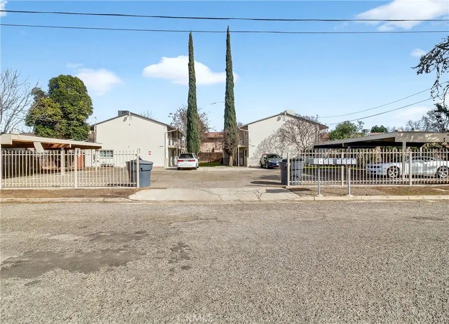 1962 1976 Edwards, Merced, CA 95340 - #2