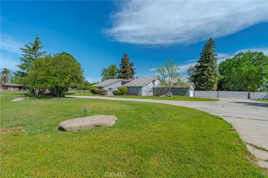 3692 N Gardner, Merced, CA 95340 - #3
