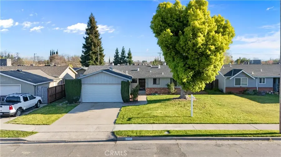 729 Mulberry Avenue, Atwater, CA 95301 - #2