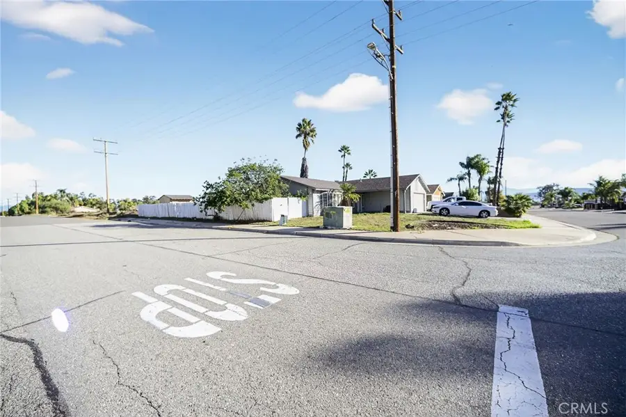 498 Serrana, Perris, CA 92570 - #2