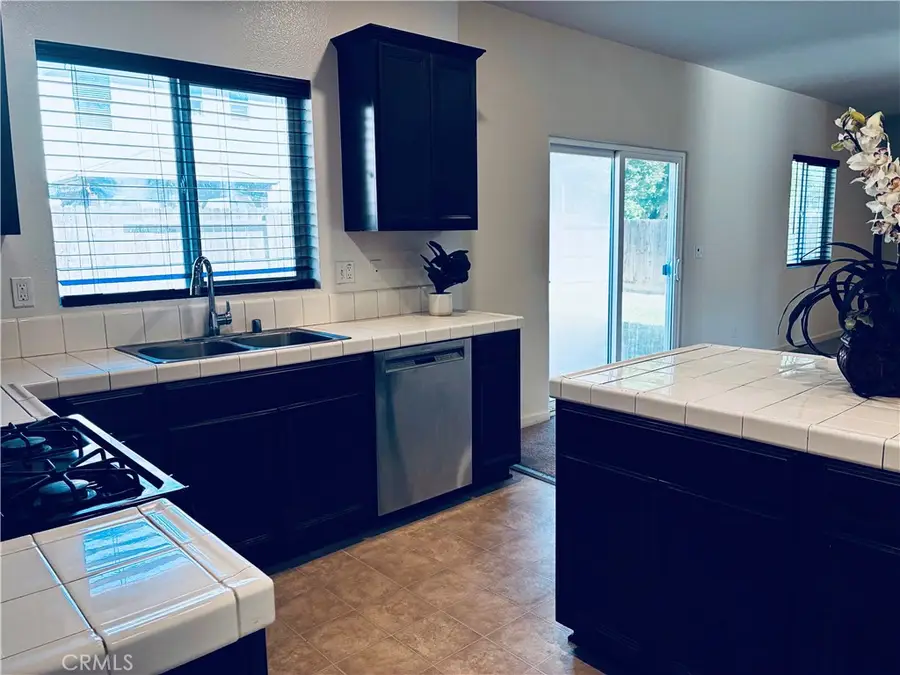 122 Mono Lake Court, Merced, CA 95341 - #3