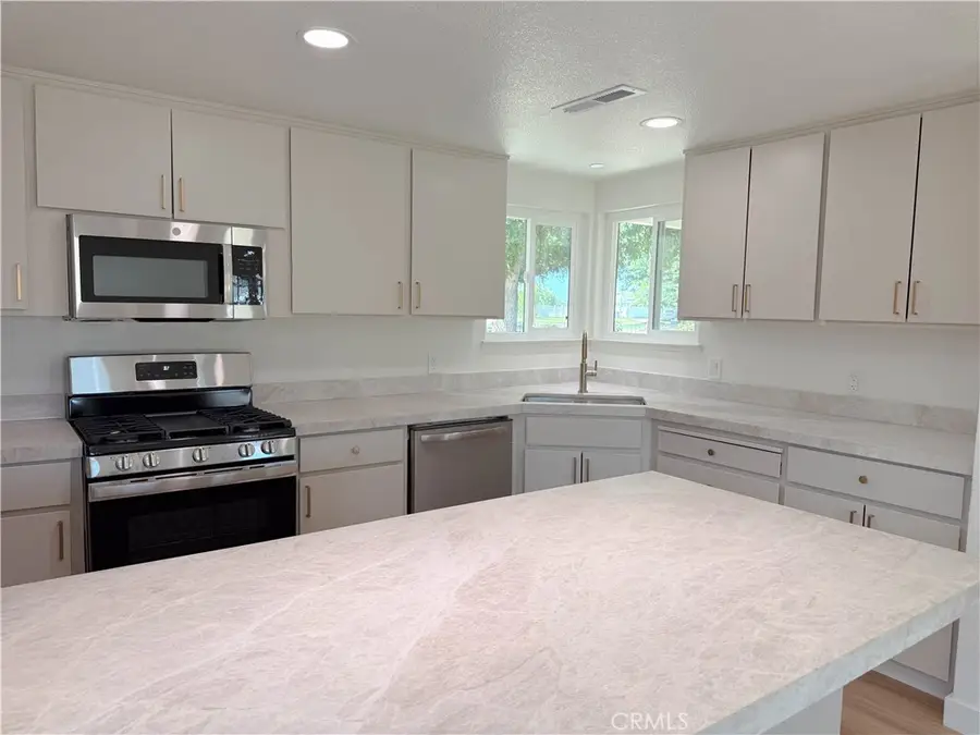 519 Rosehill Drive, Chowchilla, CA 93610 - #3