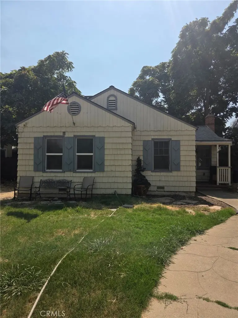 52 W 25th, Merced, CA 95340 - #1