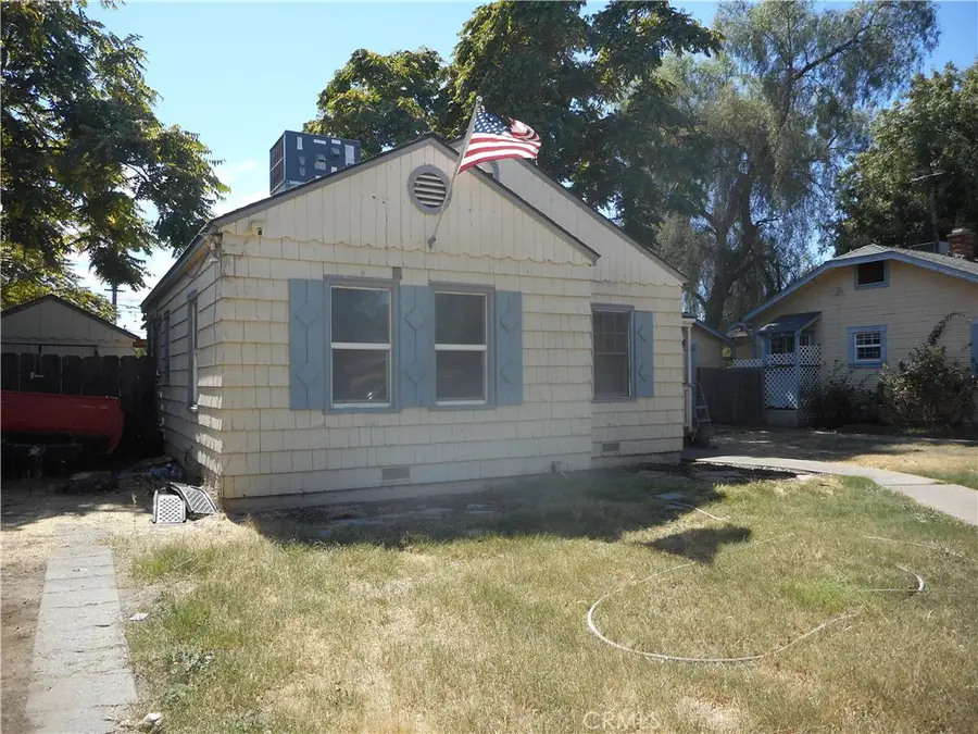 52 W 25th, Merced, CA 95340 - #3
