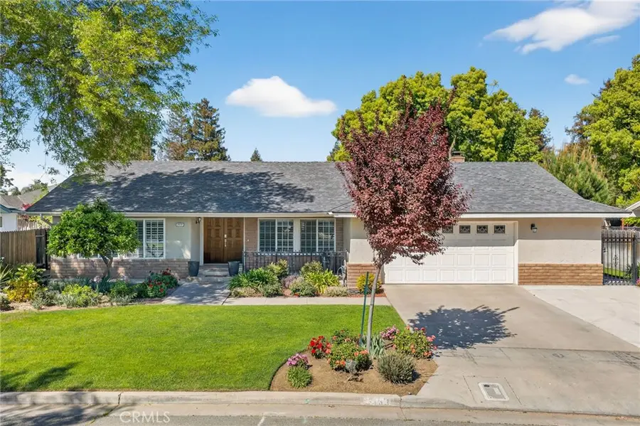 2433 W 3rd, Madera, CA 93637 - #2