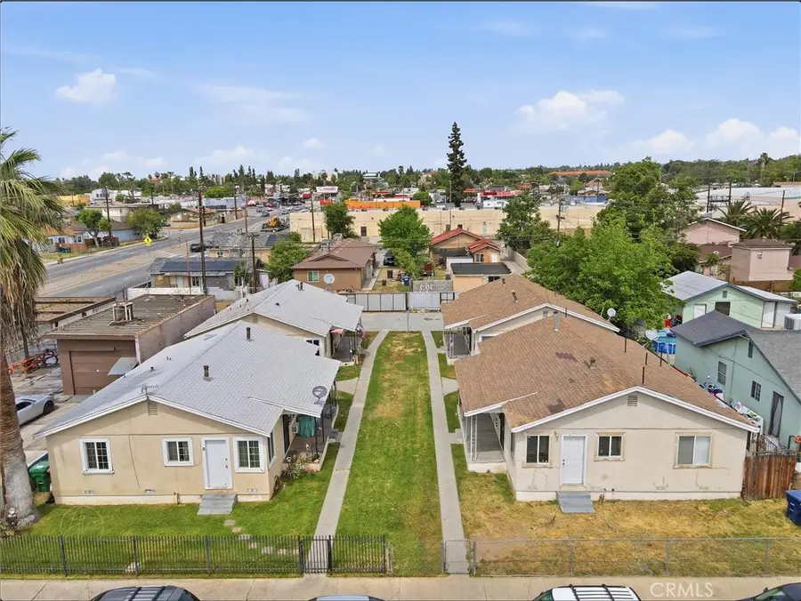 2212 Lake, Bakersfield, CA 93305 - #2