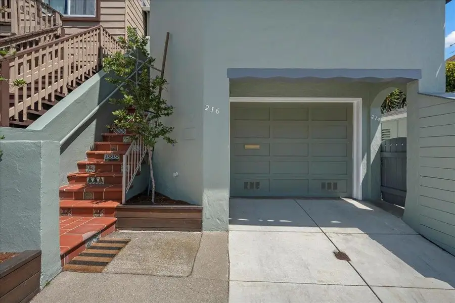 214216 Monterey Boulevard, Merced McLaren, CA 94131 - #2