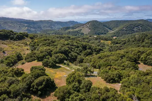 8 Corral Run, Carmel, CA 93923