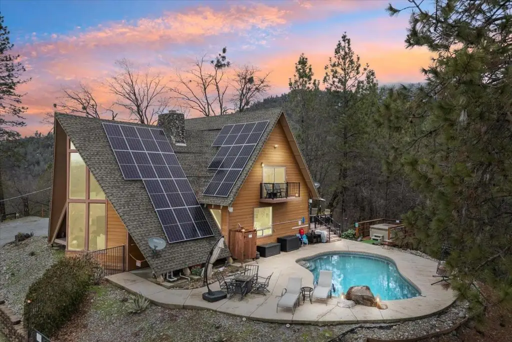 19754 Solus Campground Road, Lakehead, CA 96051 - Image #1