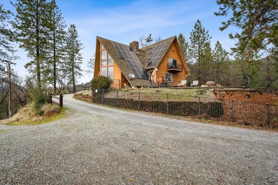 19754 Solus Campground Road, Lakehead, CA 96051 - Image #2