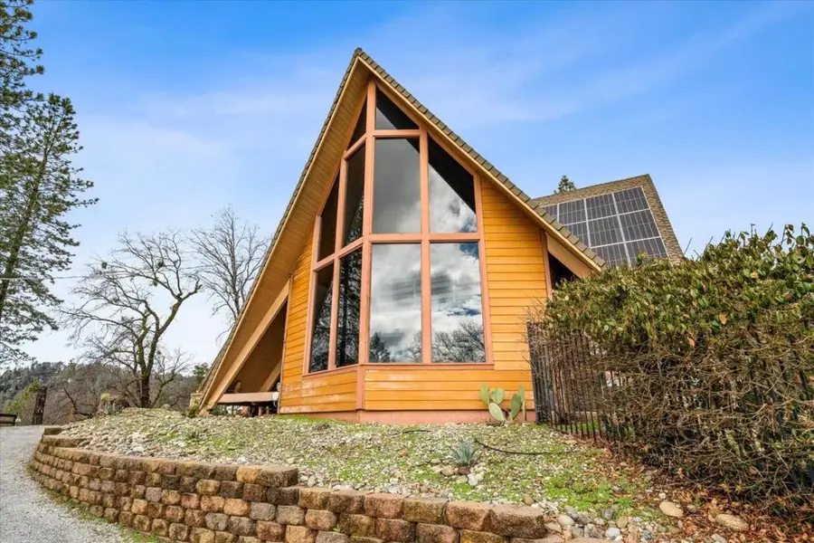 19754 Solus Campground Road, Lakehead, CA 96051 - Image #3