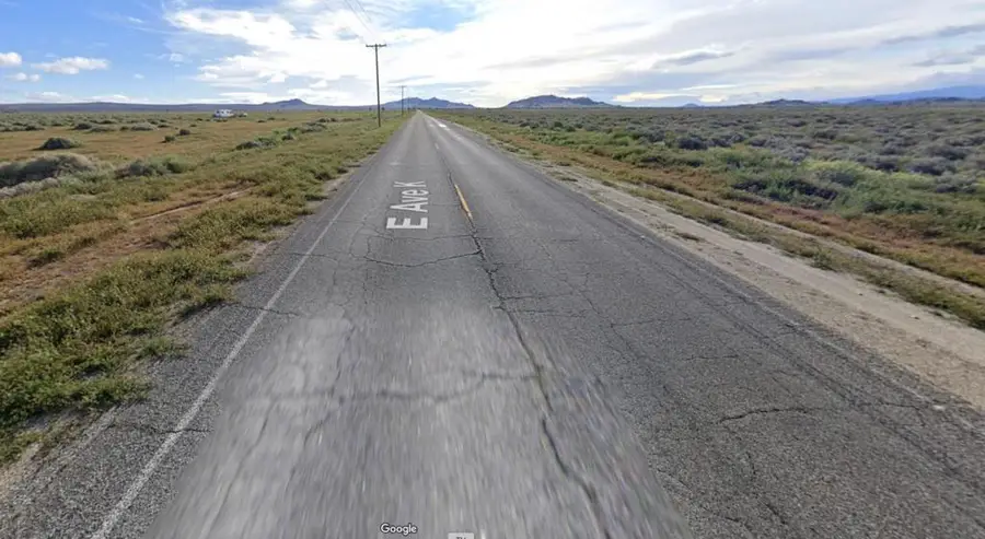 125 E Avenue J-12, Lancaster, CA 93535 - #3