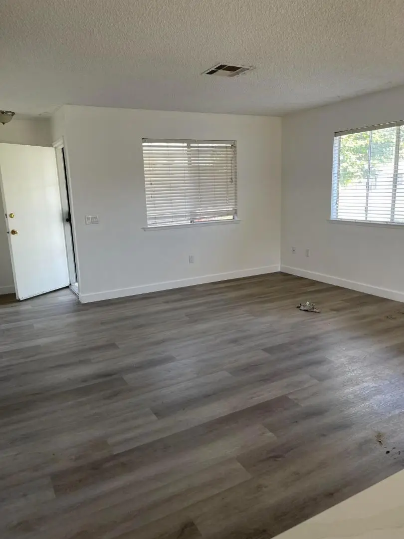 4438 W Feemster Avenue, Visalia, CA 93277 - Image #3