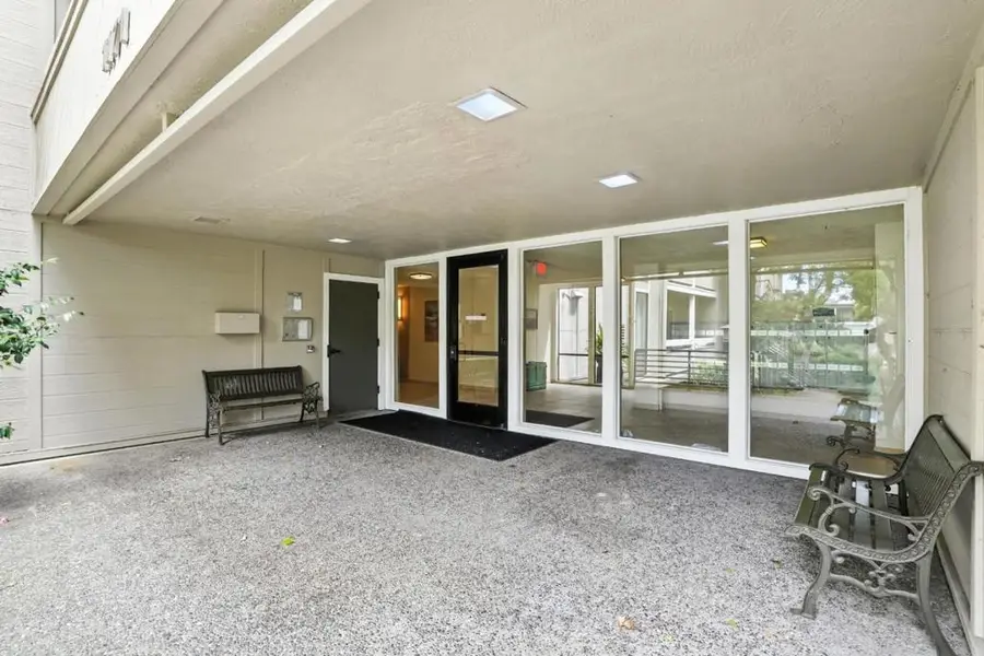 1171 Compass Lane #211, Foster City, CA 94404 - Image #2