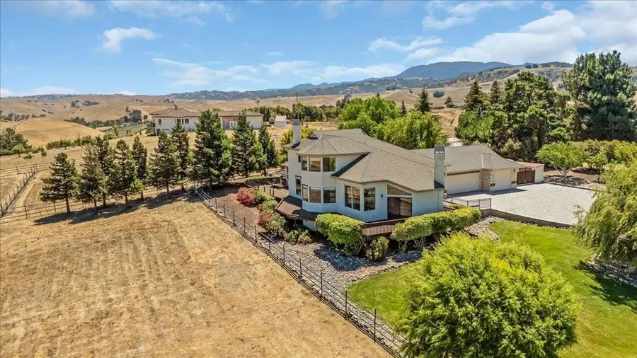 275 Nicholson Drive, Hollister, CA 95023 - #2