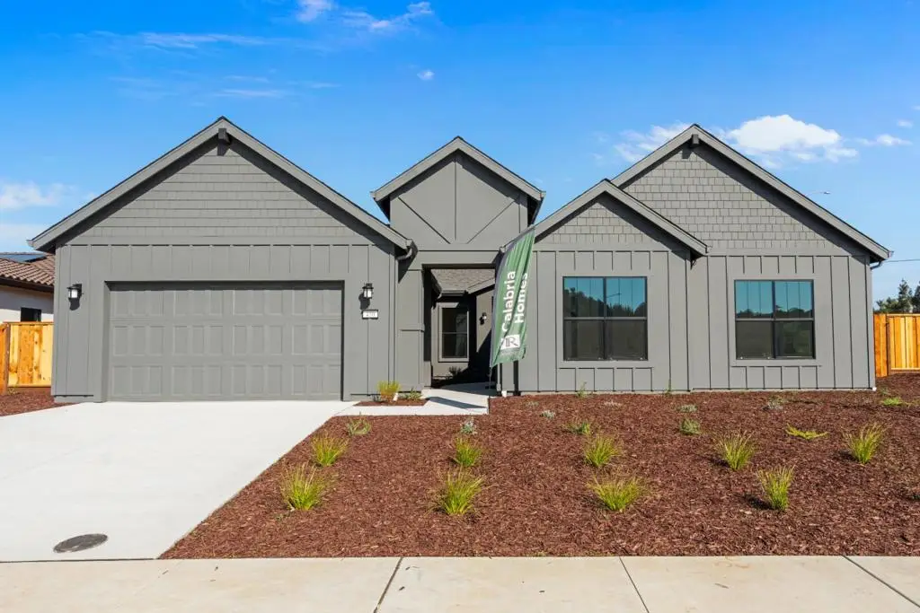 410 Maria Drive, Hollister, CA 95023 - Image #1