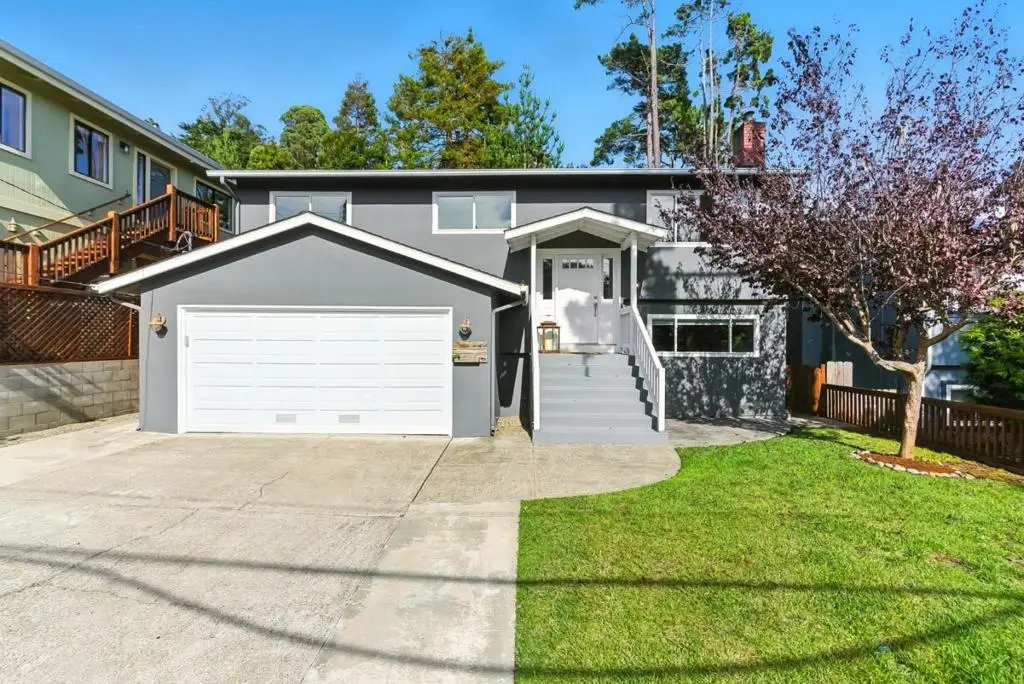 422 Avenue Portola, El Granada, CA 94019 - Image #1