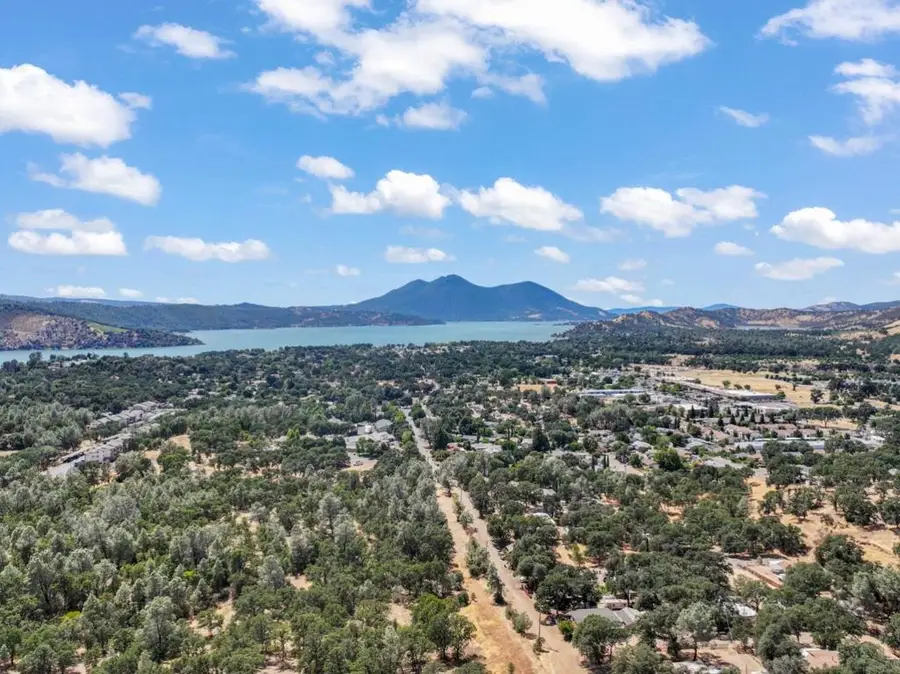 3783 Cedar Avenue, Clearlake, CA 95422 - #2