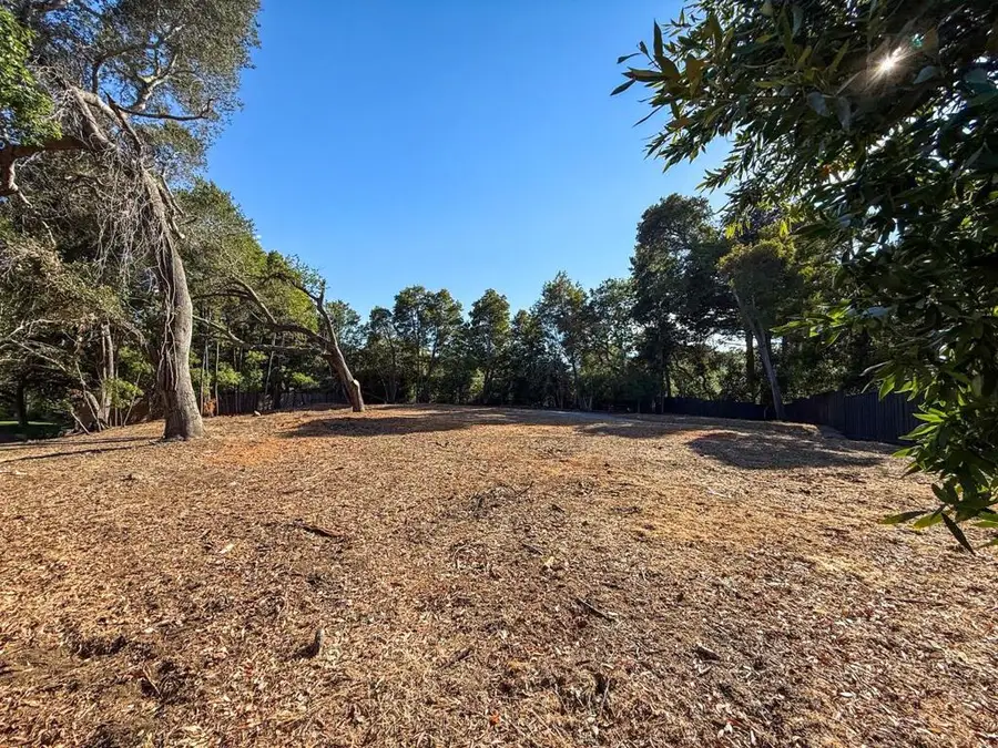 8 Reynolds Court, Hillsborough, CA 94010 - Image #3