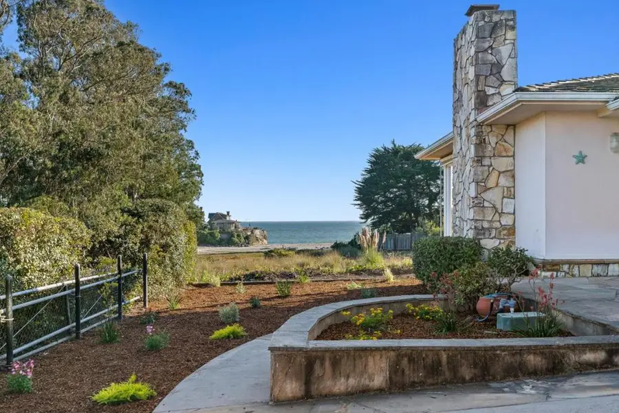 265 15th Avenue, Santa Cruz, CA 95062 - Image #3