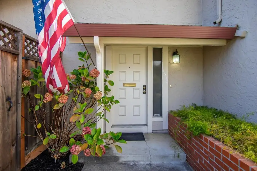 1350 Charmwood Square, San Jose, CA 95117 - Image #2
